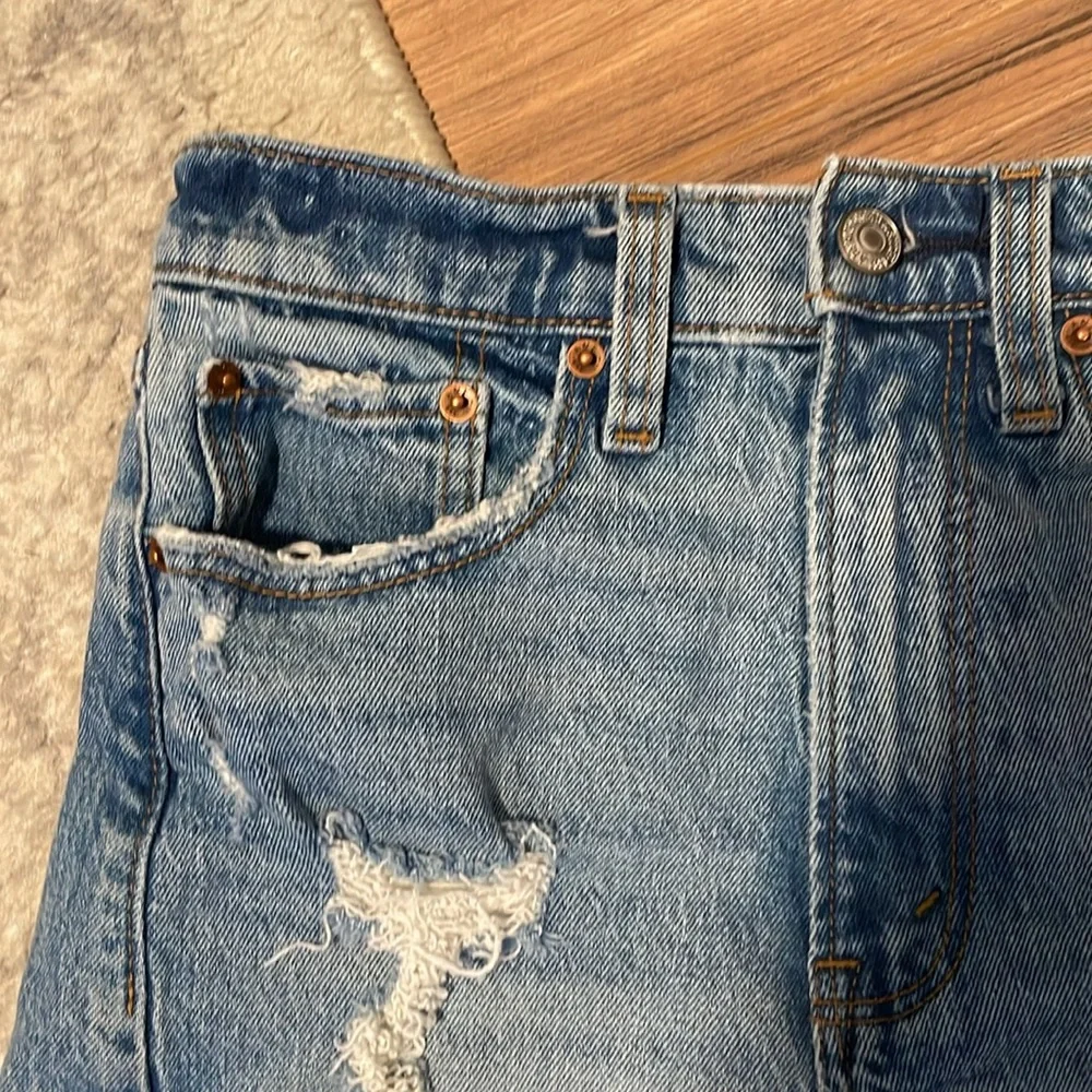 High Rise Mom Shorts - Picture 4 of 4